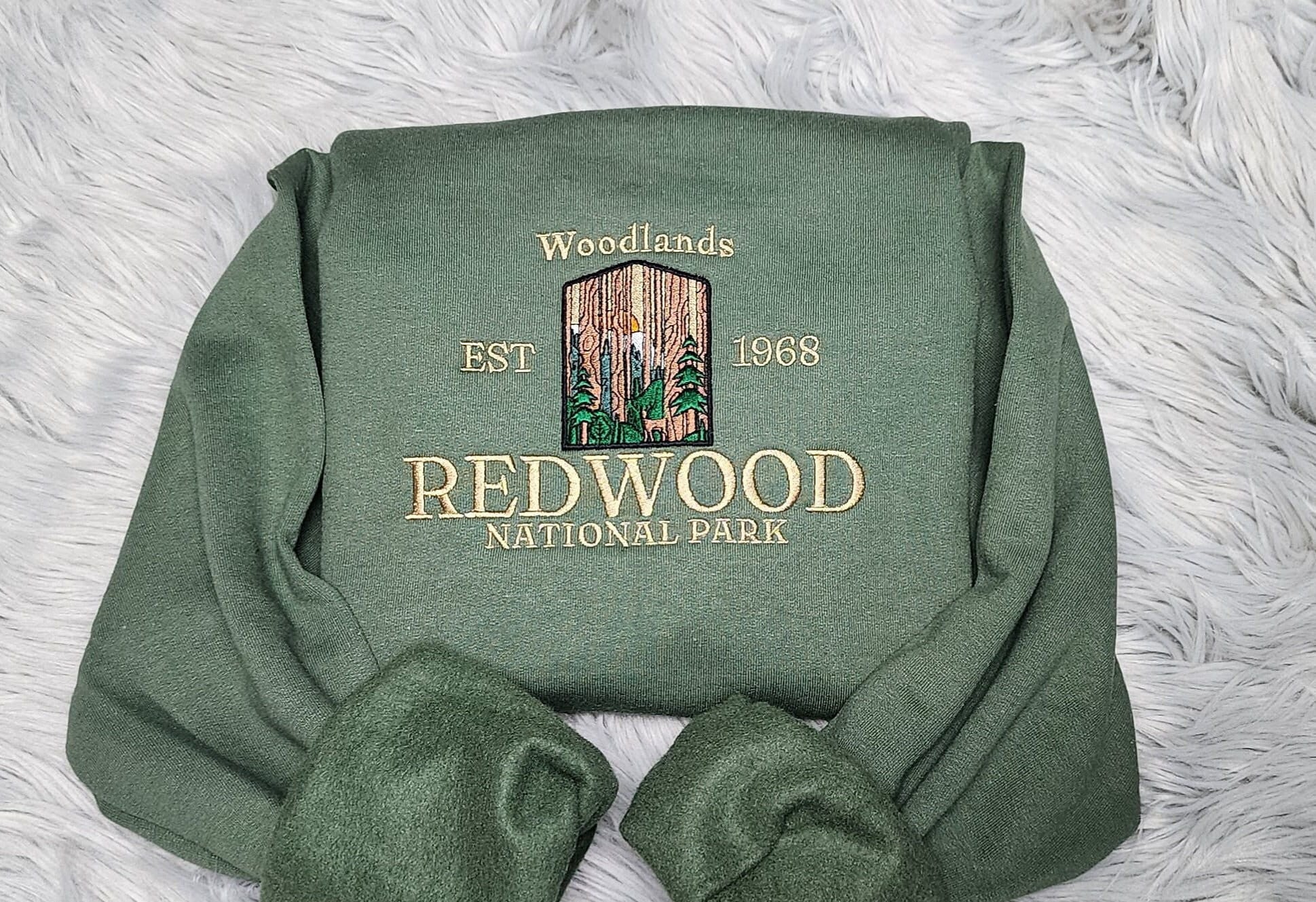 Embroidered Redwood National Park Unisex Sweatshirt - California Redwood  Embroidery - CA Woodland USA National Parks Embroidery