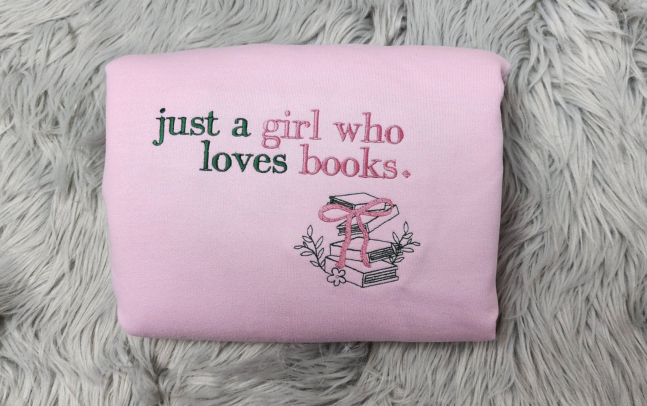 Just a Girl Who Loves Books Embroidered Crewneck - Book lover Shirt - Bow Crewneck - Bookish Crewneck - T-Shirt - Sweatshirt - Hoodie