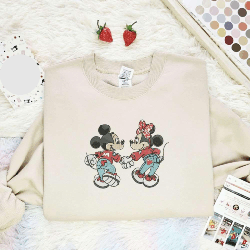Mickey And Minnie Together Disney Characters Embroidered Shirt  Ktw9Zmickey And Minnie Together Disney Characters Embroidered Shirt