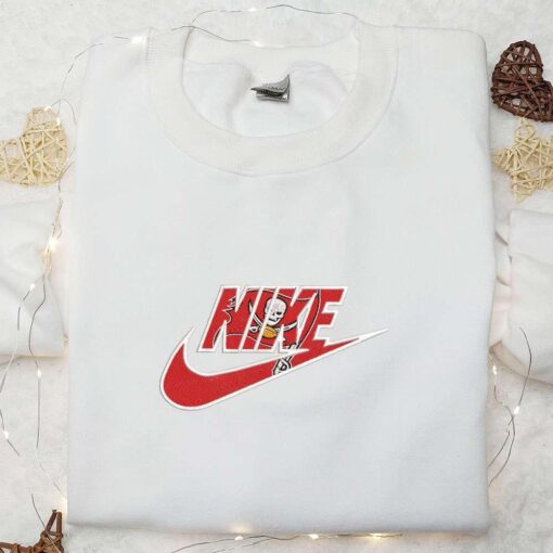 Nike x Tampa Bay Buccaneers Logo Embroidered Hoodie Sports Embroidered Hoodie Custom Nike Embroidered Hoodie