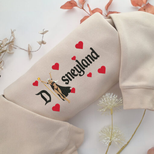 Queen La Disneyland Embroidery, Disneyland Embroidered Sweatshirt, Movie Disney Inspired, Best Gifts Idea For Him Her